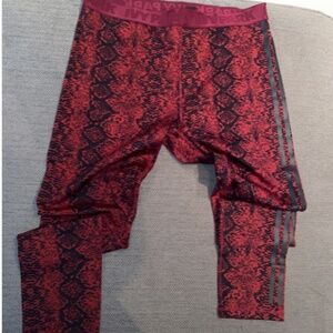 IVY PARK/IVY HEART leggings